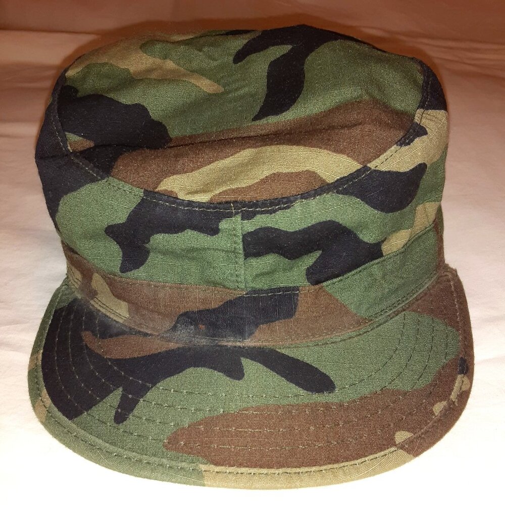 Cap, Combat, BDU * Woodland Camo Patrol Cover Lid Hat * Almost New  USGI * 7 1/